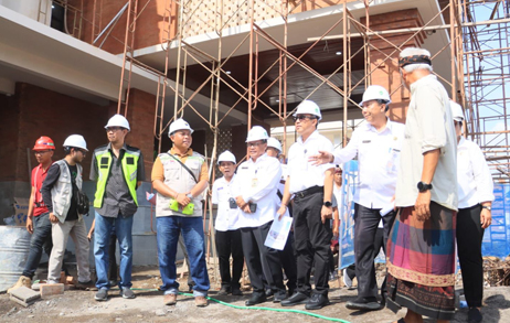 Tinjau Lima Proyek Fisik, Wali Kota Jaya Negara Pastikan Pembangunan Tepat Sasaran